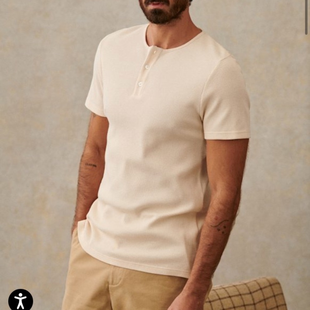 Octobre Toney Henley Waffle Tee